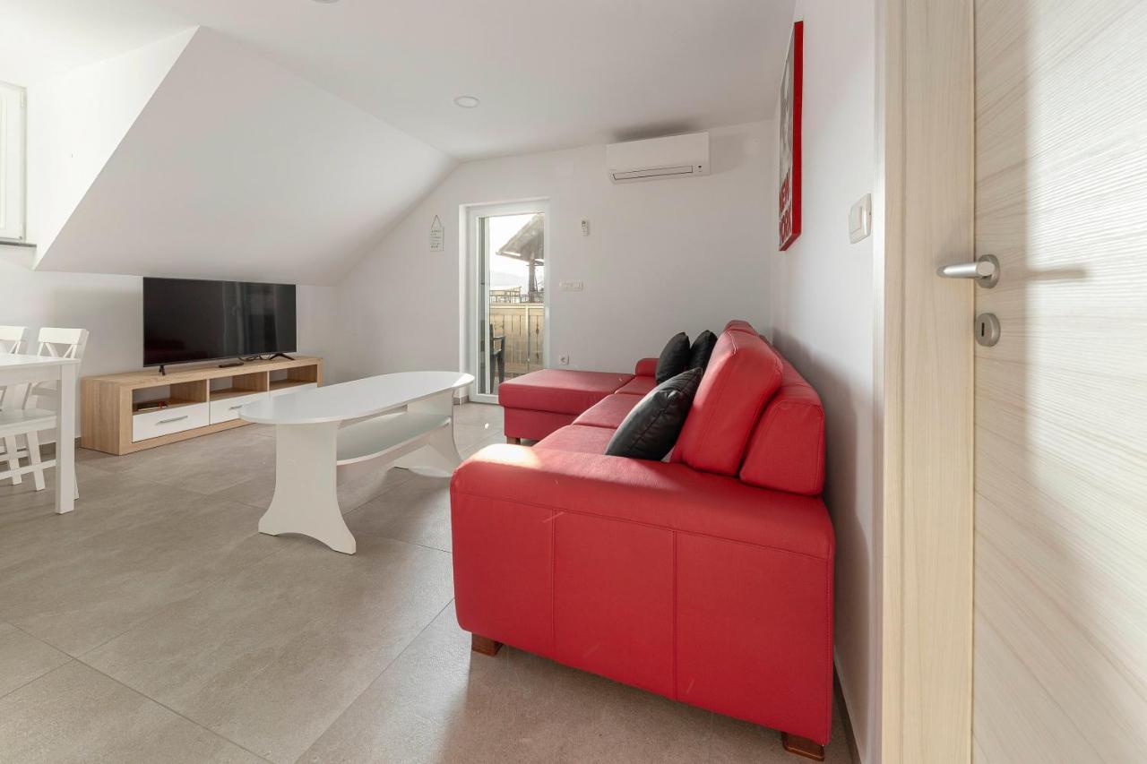 Apartments Linda Брезє Екстер'єр фото